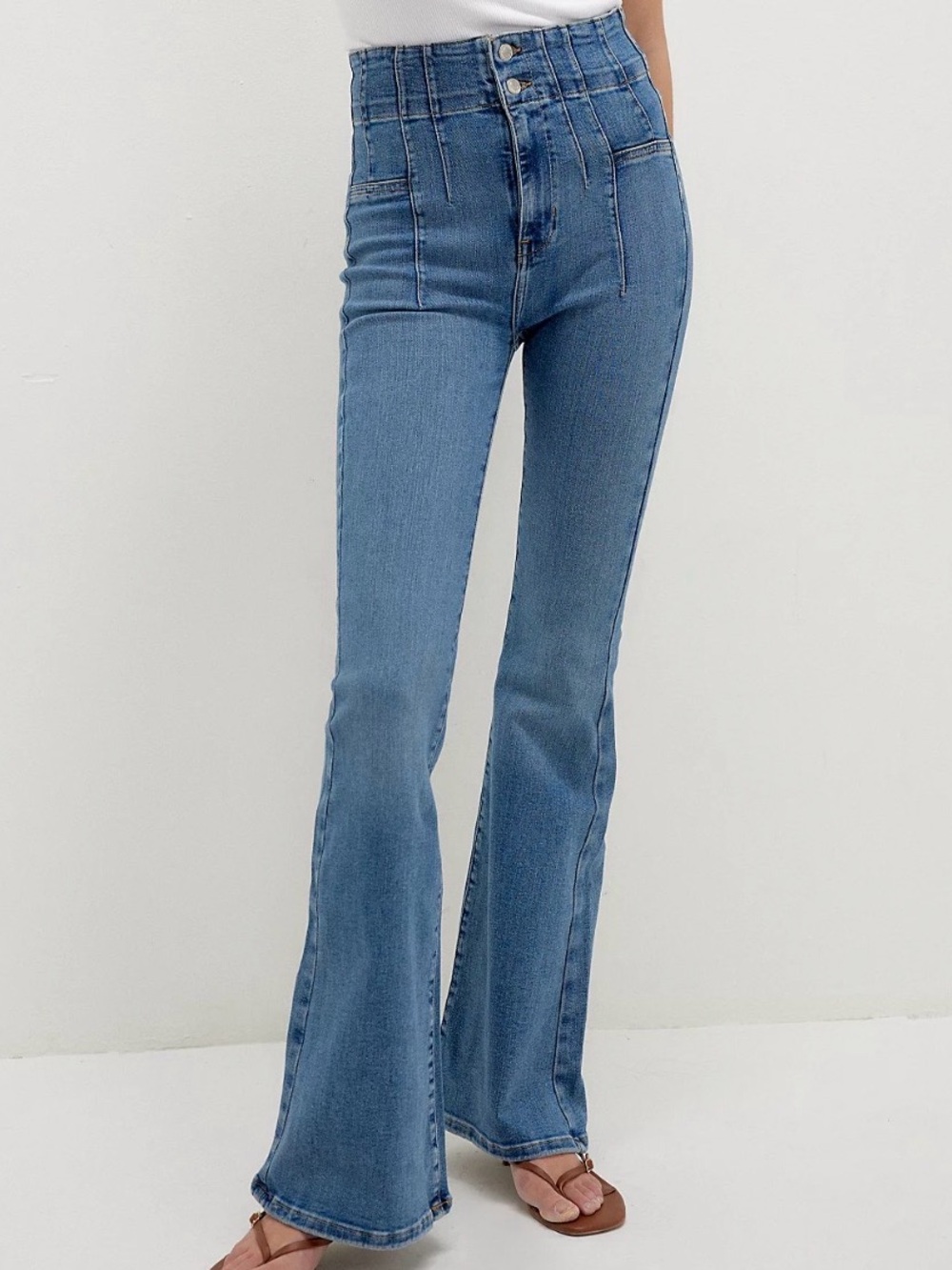 We the Free Jayde flare jeans high waisted denim retro western pleated size 26